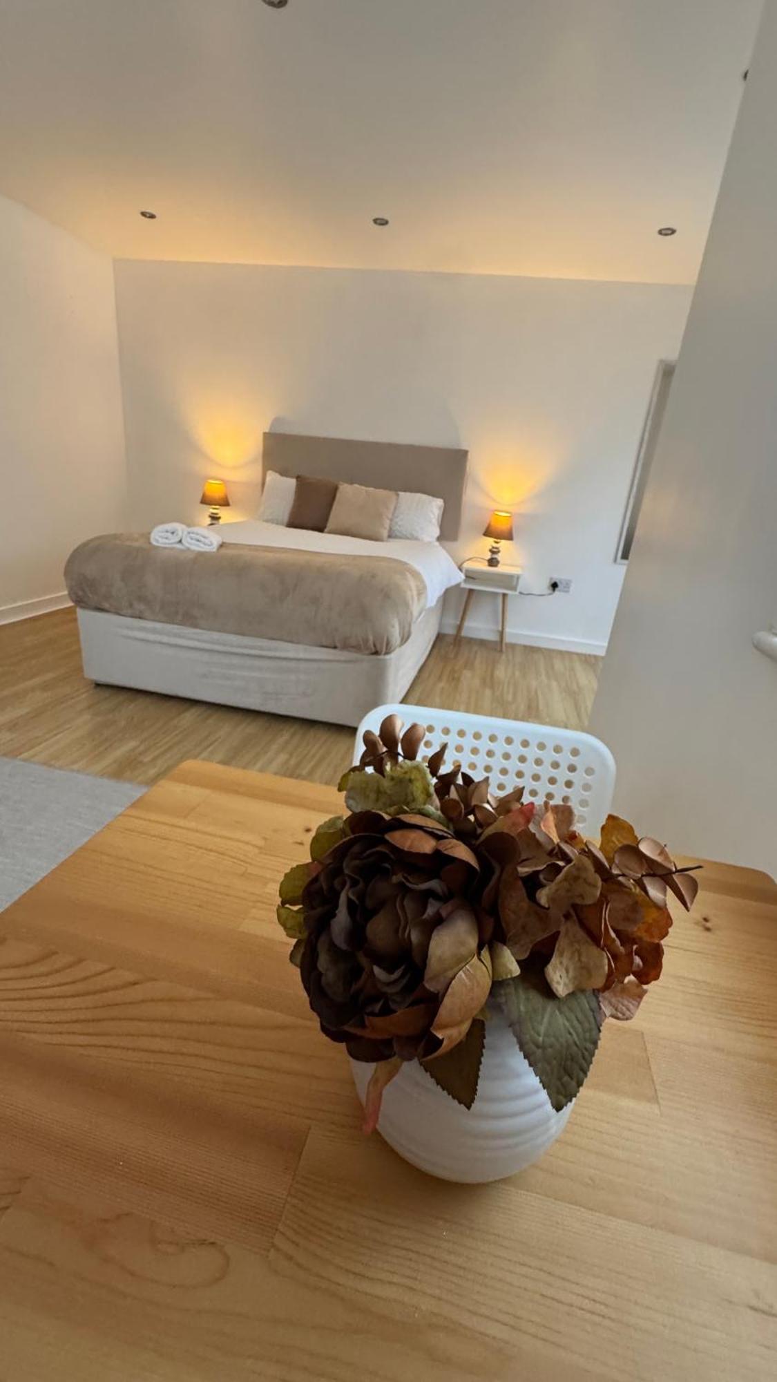 Little Luxe Shared House Hotel Bristol Ngoại thất bức ảnh